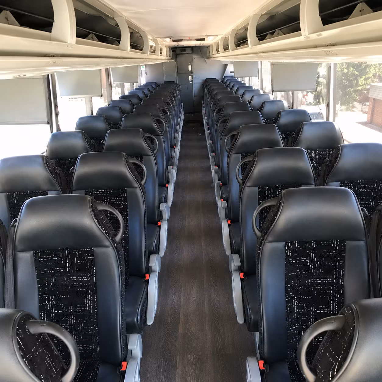 charter buses for clearwater marine aquarium field trips