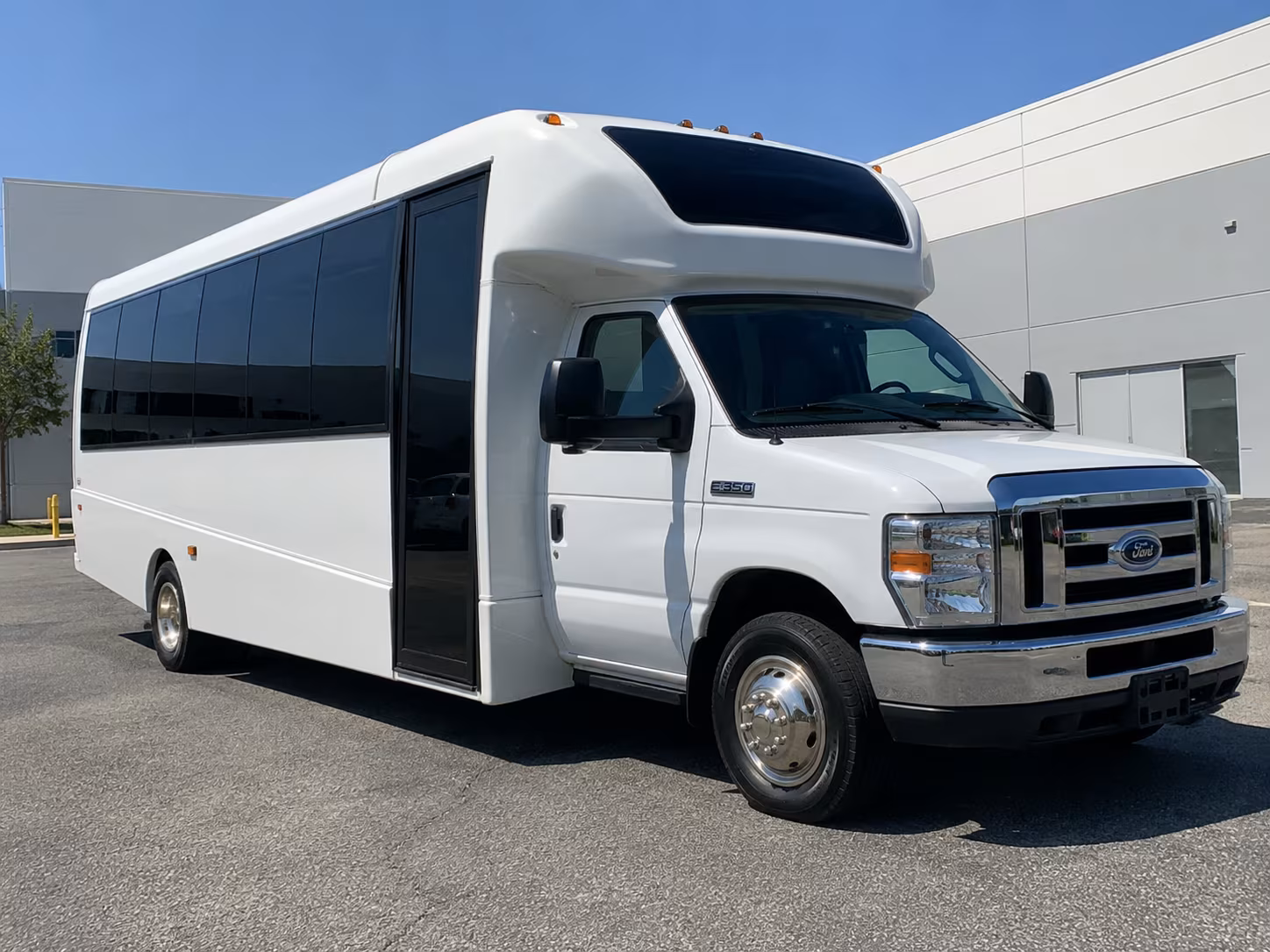 charter buses for large prom groups across pinellas county