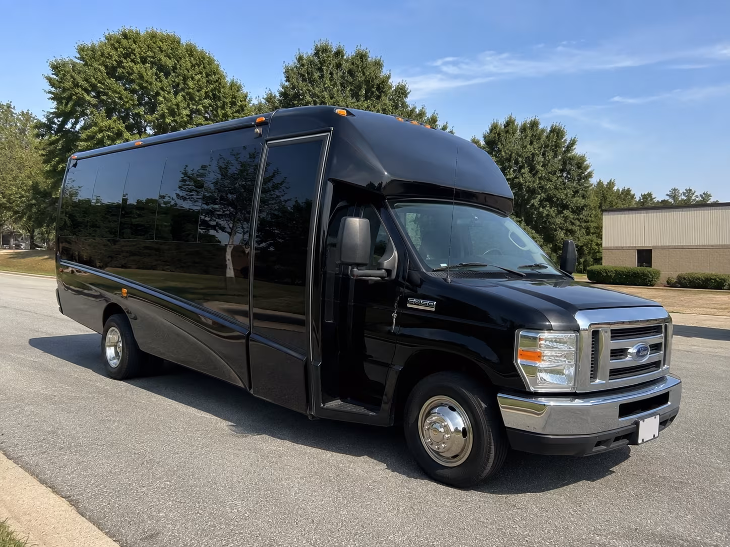 minibus rentals for winery and tasting room crawls across pinellas county